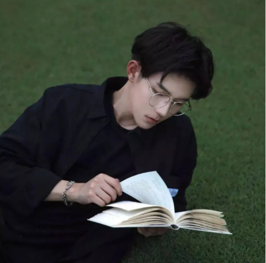杨同学
